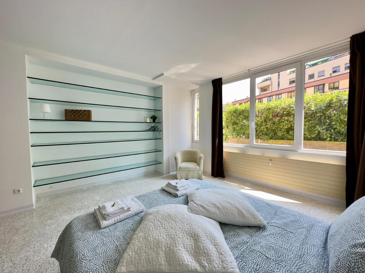 Grand Apartment Navigli Milan Bagian luar foto