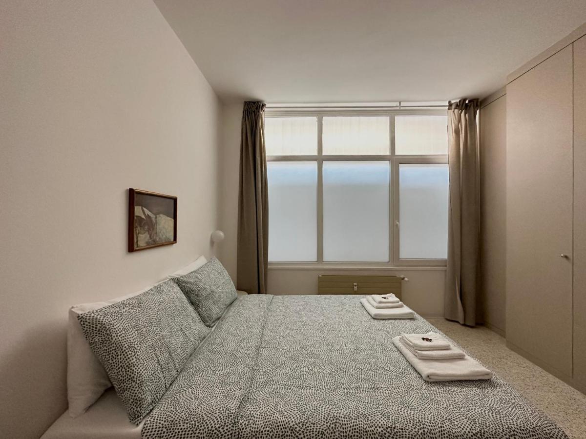 Grand Apartment Navigli Milan Bagian luar foto