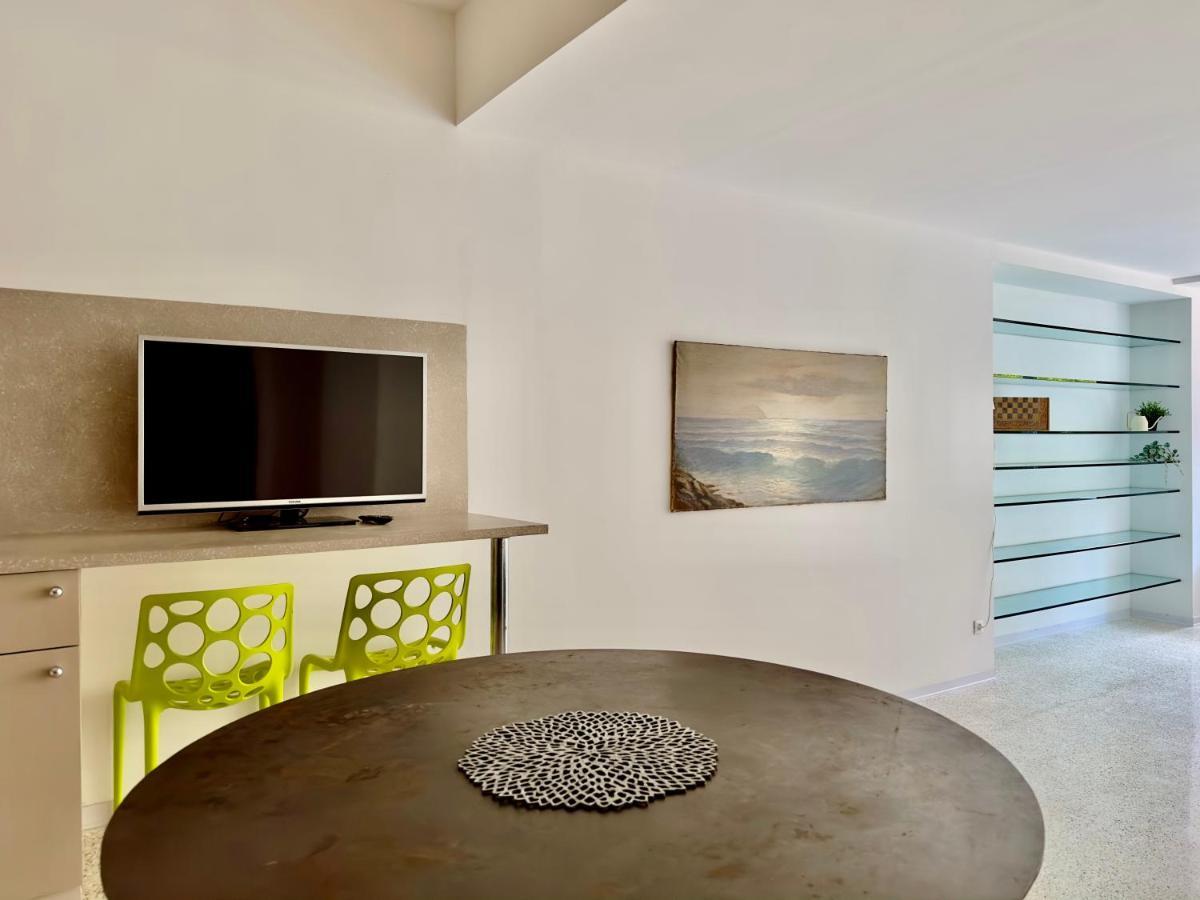 Grand Apartment Navigli Milan Bagian luar foto